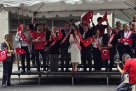New York, Türk bayraklarıyla donatıldı