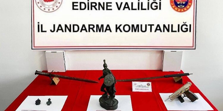 Uzunköprü'de tarihi eser kaçakçılığı operasyonu