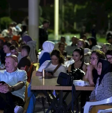 Afyonkarahisar’da “Yaz Akşamları Müzik Dinletisi” Coşkuyla Gerçekleşti