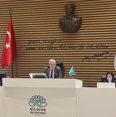 Başkan Özdemir: "Çalışanın emeğinin karşılığını vermek önceliğimiz”