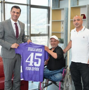 Başkan Zeyrek: “Her zaman yanınızda olacağız”
