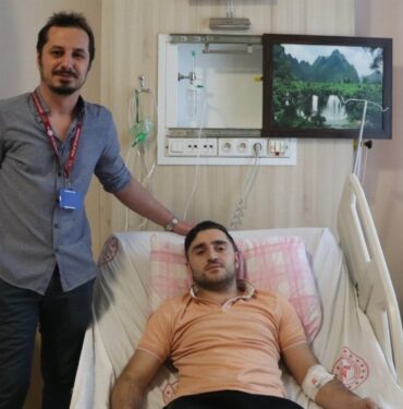 Bingöl Devlet'te ilk kapalı kolon tümörü ameliyatı