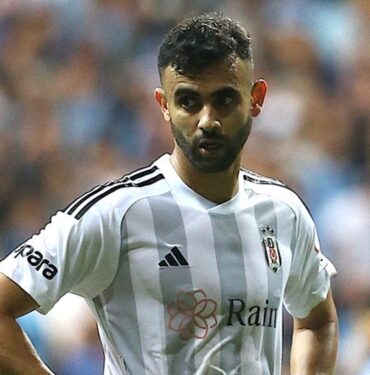 Ghezzal, Beşiktaş'a veda etti