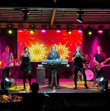İskender Paydaş'dan muhteşem gece