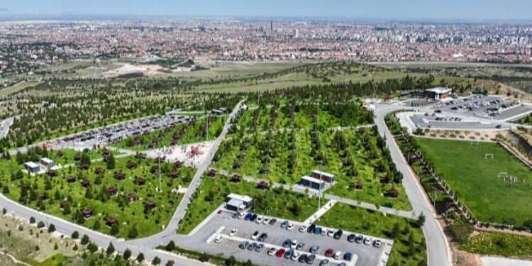 Konya'da milli maç heyecanı Seyir Tepesi'nde yaşanacak