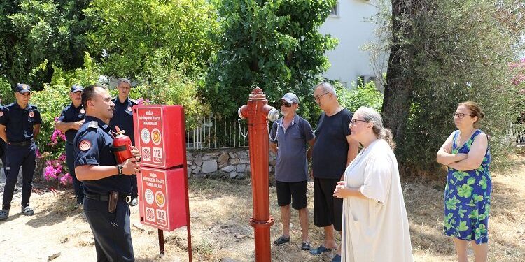 Muğla İtfaiyesi'nden Şövalye'ye eğitim