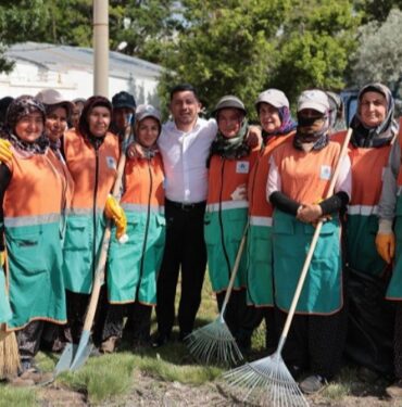 Rasim Arı'dan sanayi bölgesinde temizlik