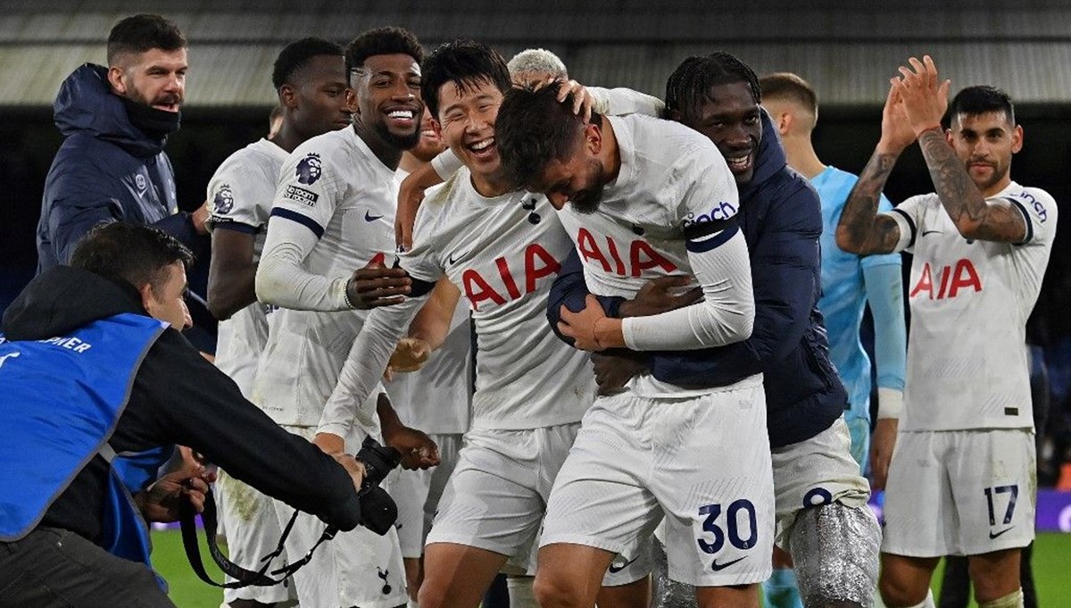 Tottenham 4 oyuncusu ile sözleşme uzatmayacağını açıkladı