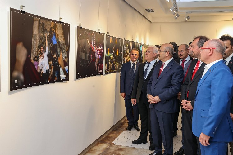 Bursa'da 15 Temmuz'a özel fotoğraf sergisi