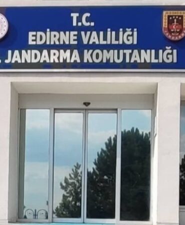 Edirne'de terörle mücadelede 9 kişi yakalandı