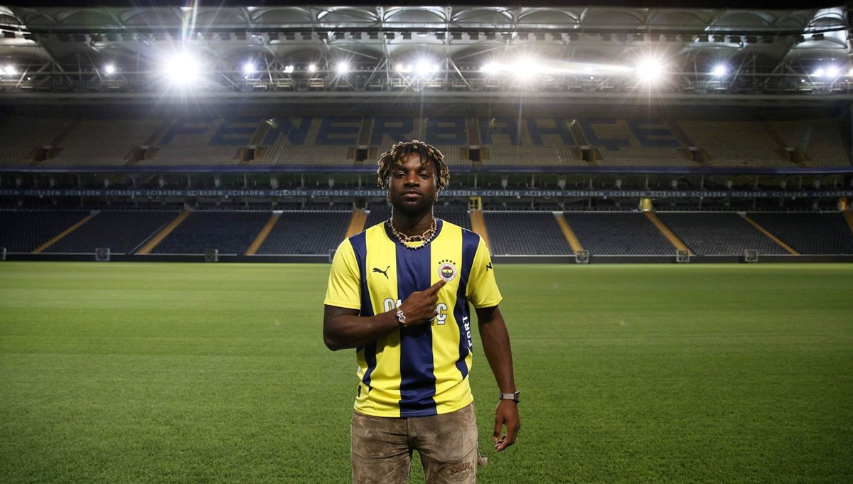 Fenerbahçe, Allan Saint-Maximin'ı KAP'a bildirdi