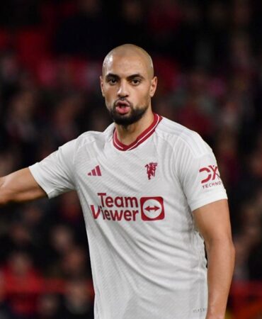 Fenerbahçe ve Galatasaray'ın gündemindeydi: Amrabat transferde kararını verdi