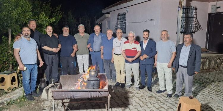 İsli Demlik'te siyaset üstü buluşma