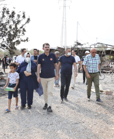 Manavgat yeniden ayağa kalkıyor