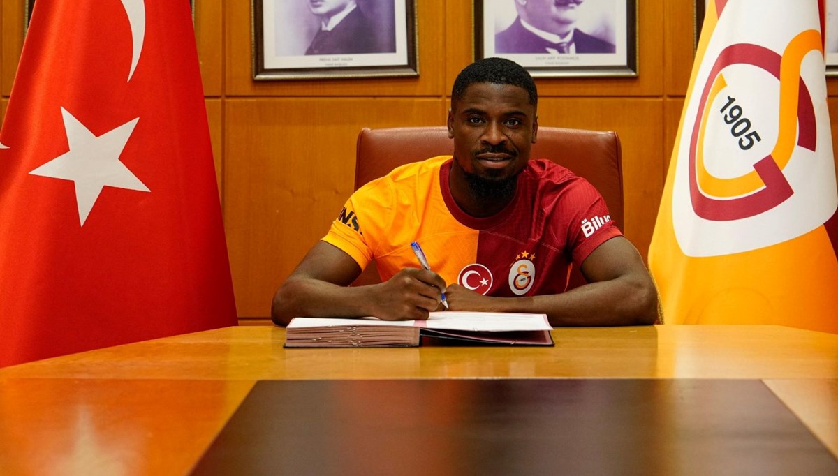 Serge Aurier, Galatasaray'a veda etti