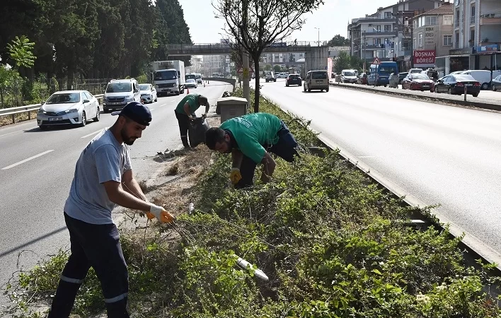 Yalova'da orta refüjlere kapsamlı temizlik