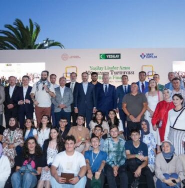 Yeşilay'ın münazarasında Bursa başarısı