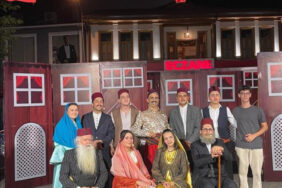 Ayyar Hamza Çarşı Meydanında izleyiciyle buluştu