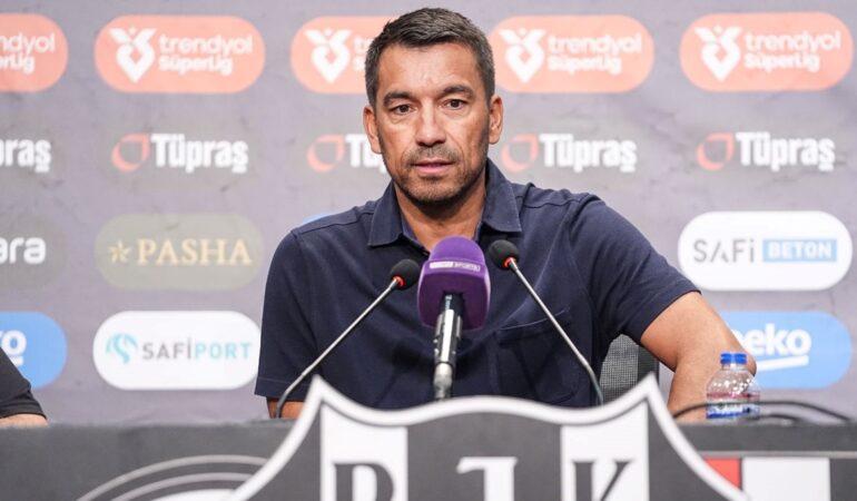 Beşiktaş Teknik Direktörü Giovanni van Bronckhorst: Aç ve enerjisi yüksek bir takım gördüm