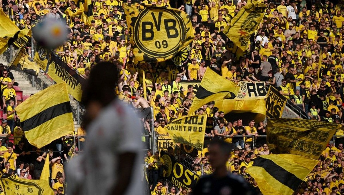 Borussia Dortmund taraftarları protestoya hazırlanıyor