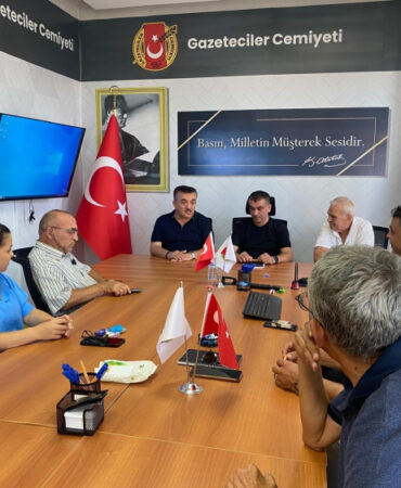 Gazeteciler cemiyeti yeni yönetimine hayırlı olsun ziyareti 