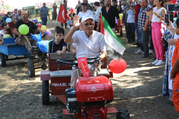 İzmit'te 'Pat Pat Festivali' renkli görüntülere sahne oldu