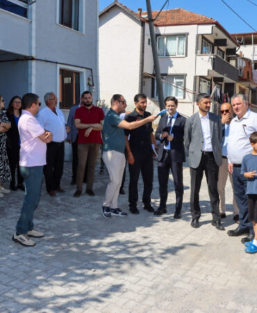 Yalova'da toprak kaymalarının yaşandığı bölgeye yerinde inceleme