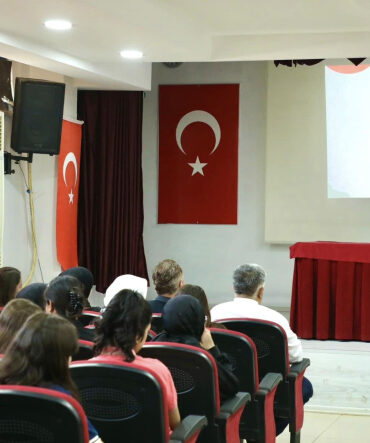 Başkan Taban kariyer gününde lise öğrencileriyle buluştu