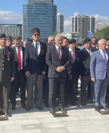 Bursa’da 19 Eylül Gaziler Günü törenle kutlandı
