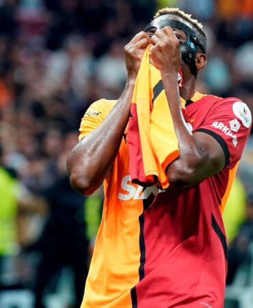 Galasaray'da Osimhen oyuna devam edemedi