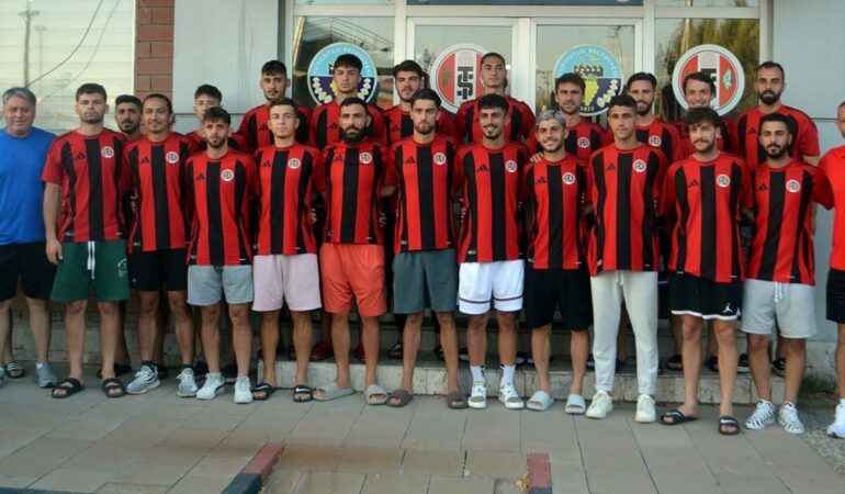 Turgutluspor’da 19 transfer birden