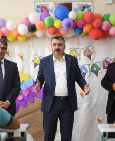 Yıldırım'da hem esnafa hem aileye destek