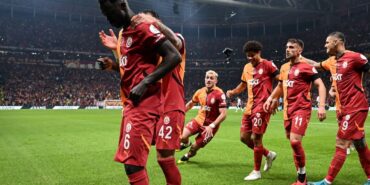 "Bu sezonun patronu Davinson" (Spor yazarlarından Galatasaray-Beşiktaş maçı yorumu)