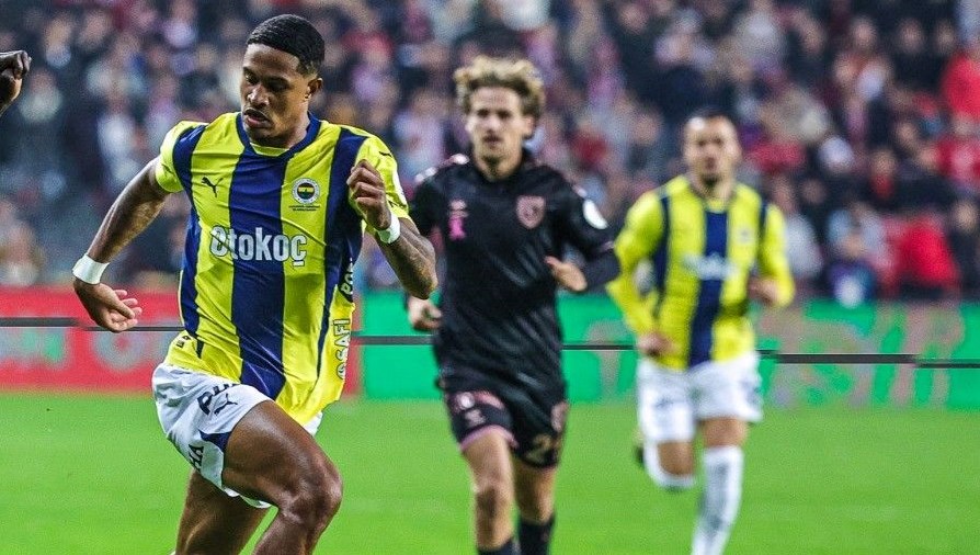 Fenerbahçe'de Oosterwolde sakatlandı!