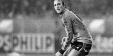 Hollandalı efsane futbolcu Johan Neeskens hayatını kaybetti