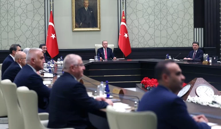 Kabine bugün toplanıyor..