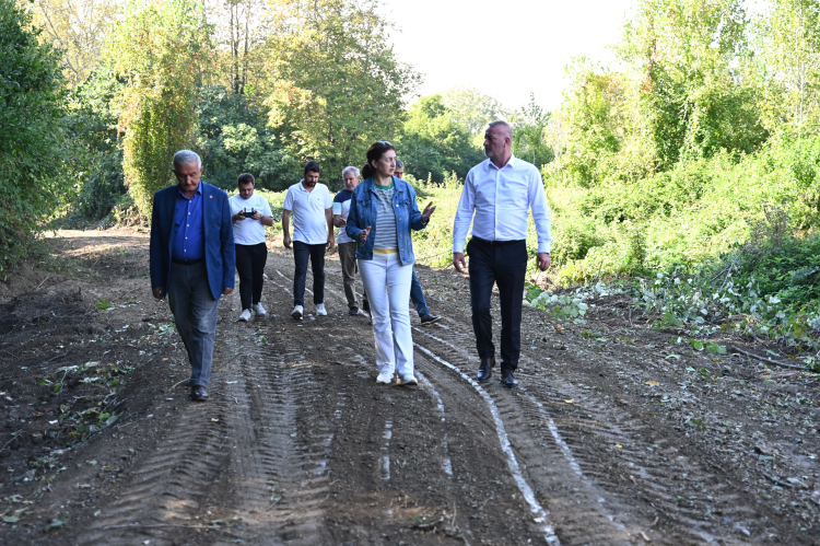 Karacabey Yeniköy'de trafik sorunu son buluyor