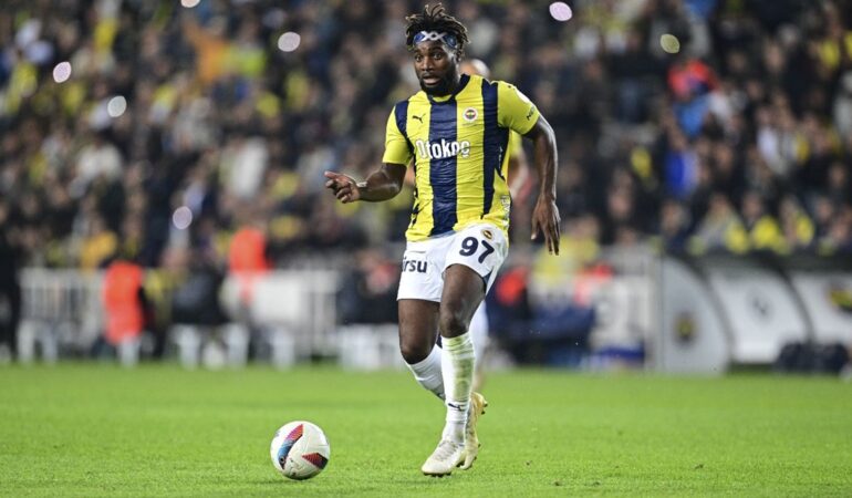 "Maxımın topa çok dokunuyor" (Spor yazarlarından Fenerbahçe yorumu)