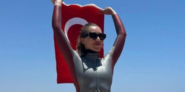 Milli sporcu Şahika Ercümen Türkiye rekoru kırdı