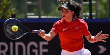Milli tenisçi Ayla Aksu Fransa'da ikinci oldu