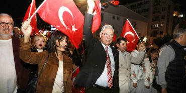 Mudanya'da 19:23 yürüyüşü ile adımlar aynı heyecanla atıldı
