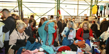 Mudanya'da Cuma pazarından sonra Giyim Pazarı da 'kapalı'ya taşındı