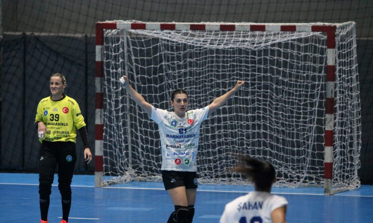 Üç temsilcimiz EHF'de üçüncü tura yükseldi