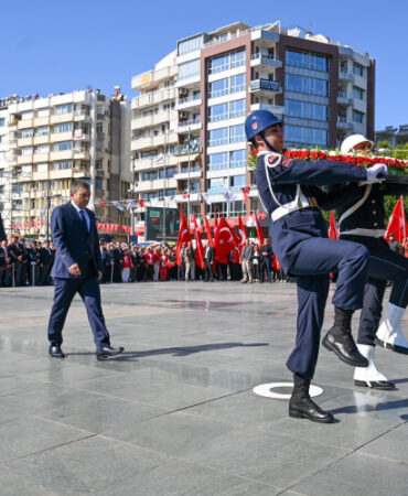 Yurtta 29 Ekim kutlamaları..
