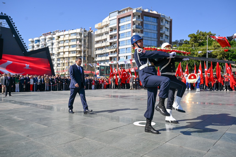 Yurtta 29 Ekim kutlamaları..