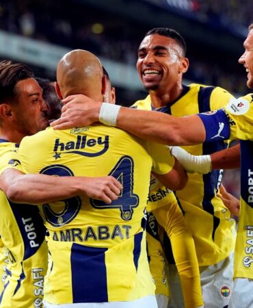 Fenerbahçe'nin Slavia Prag maçı kadrosu belli oldu: 5 futbolcu yok!