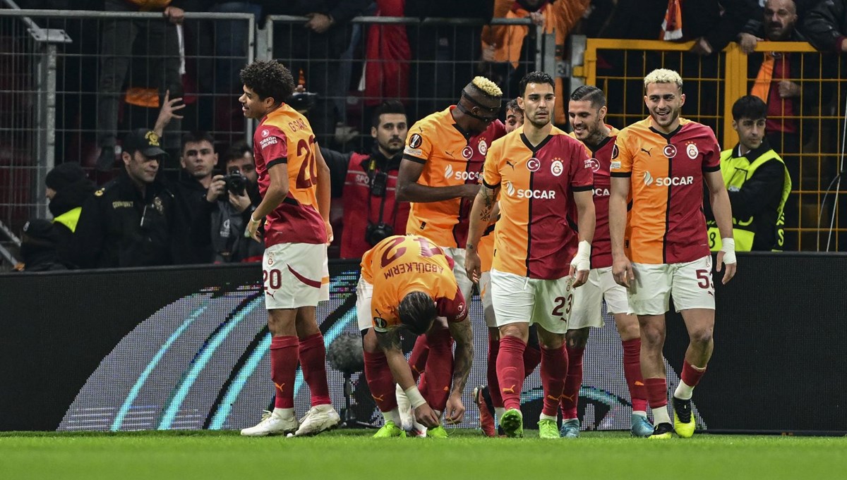 Galatasaray, en yakın takipçisi Samsunspor karşısında: İlk 11'ler belli oldu