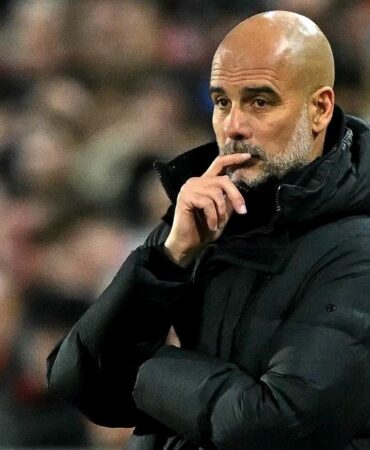 Manchester City'den Guardiola'ya yeni sözleşme