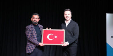 Mehmet Akif Ersoy ''Ortadoğu’daki Medya Algısını'' anlattı