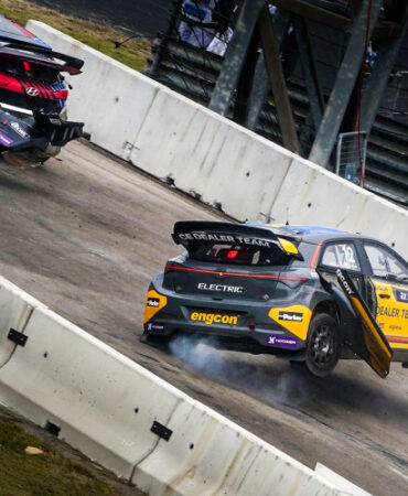 Rallikros'ta yağmur altında son tango